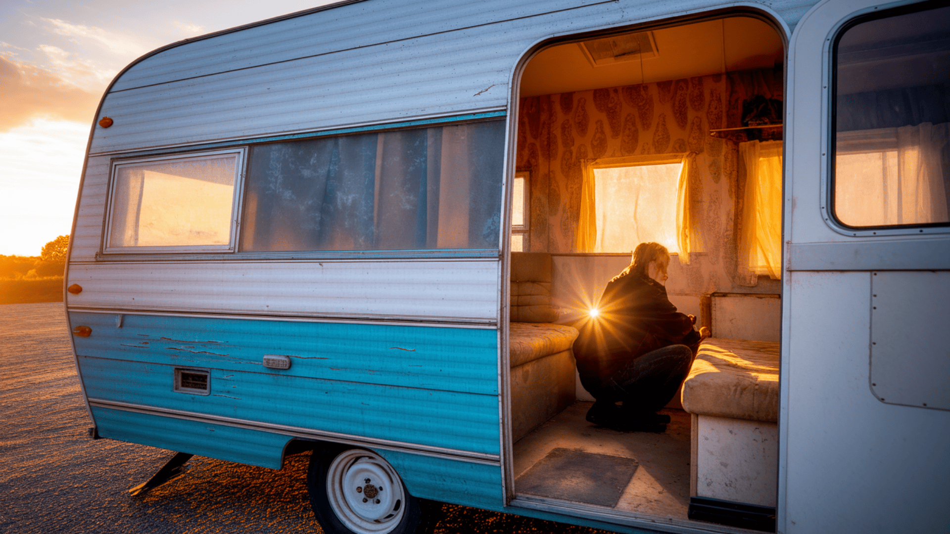How_to_Pick_the_Right_RV_to_Renovate