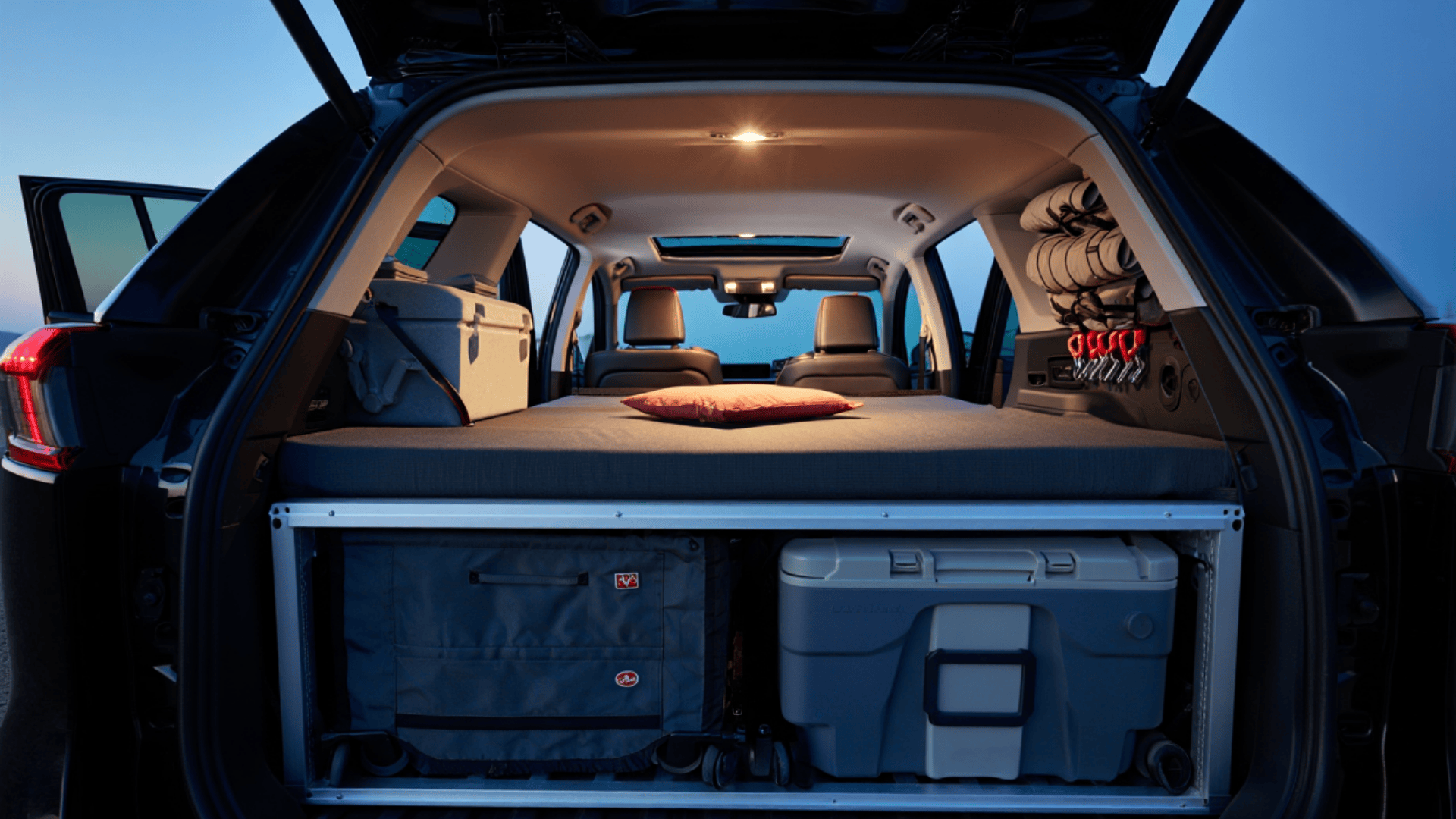 Maximizing_Storage_Space_in_the_RAV4
