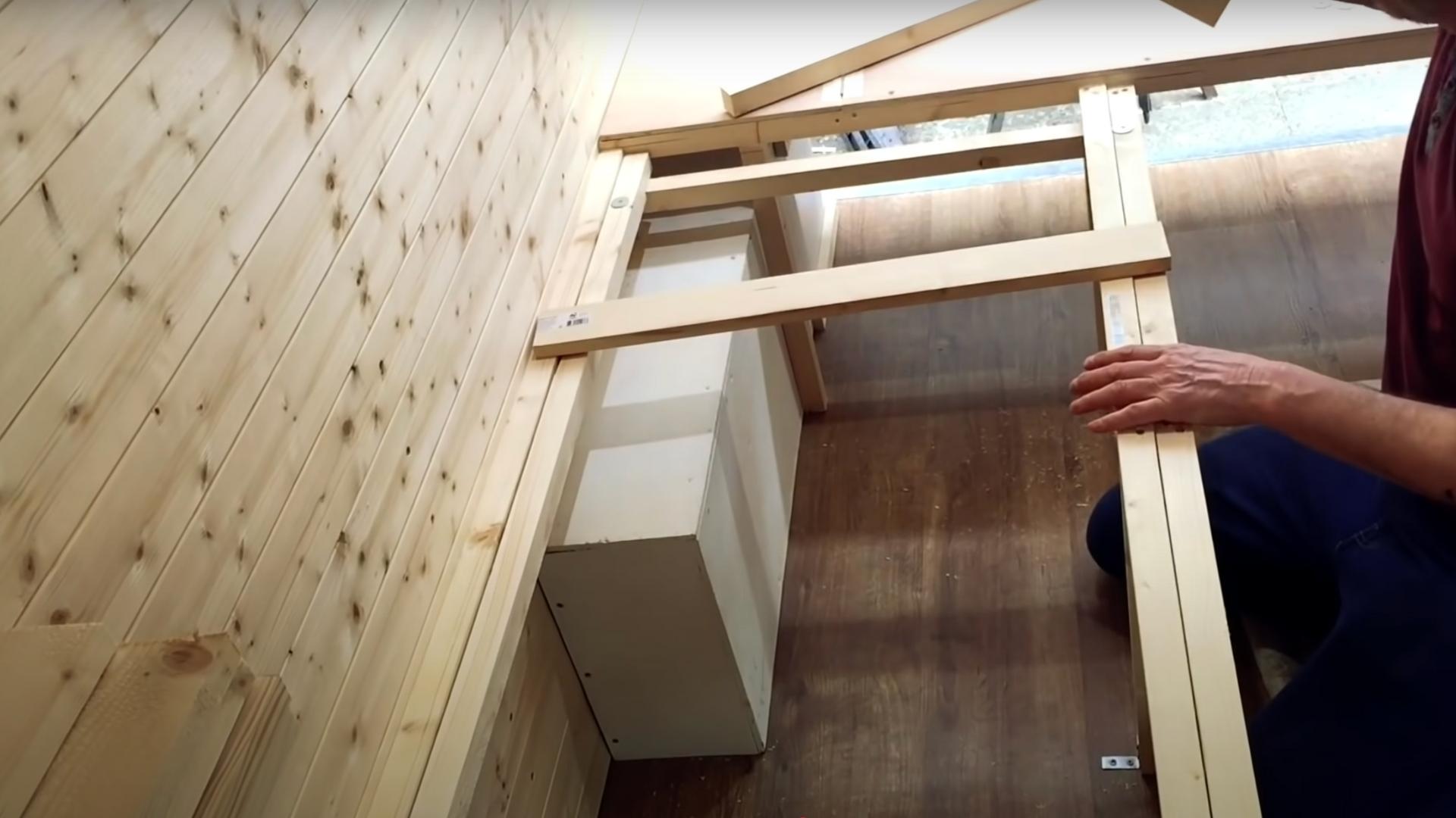Step_2_Cut_and_Prepare_the_Slats