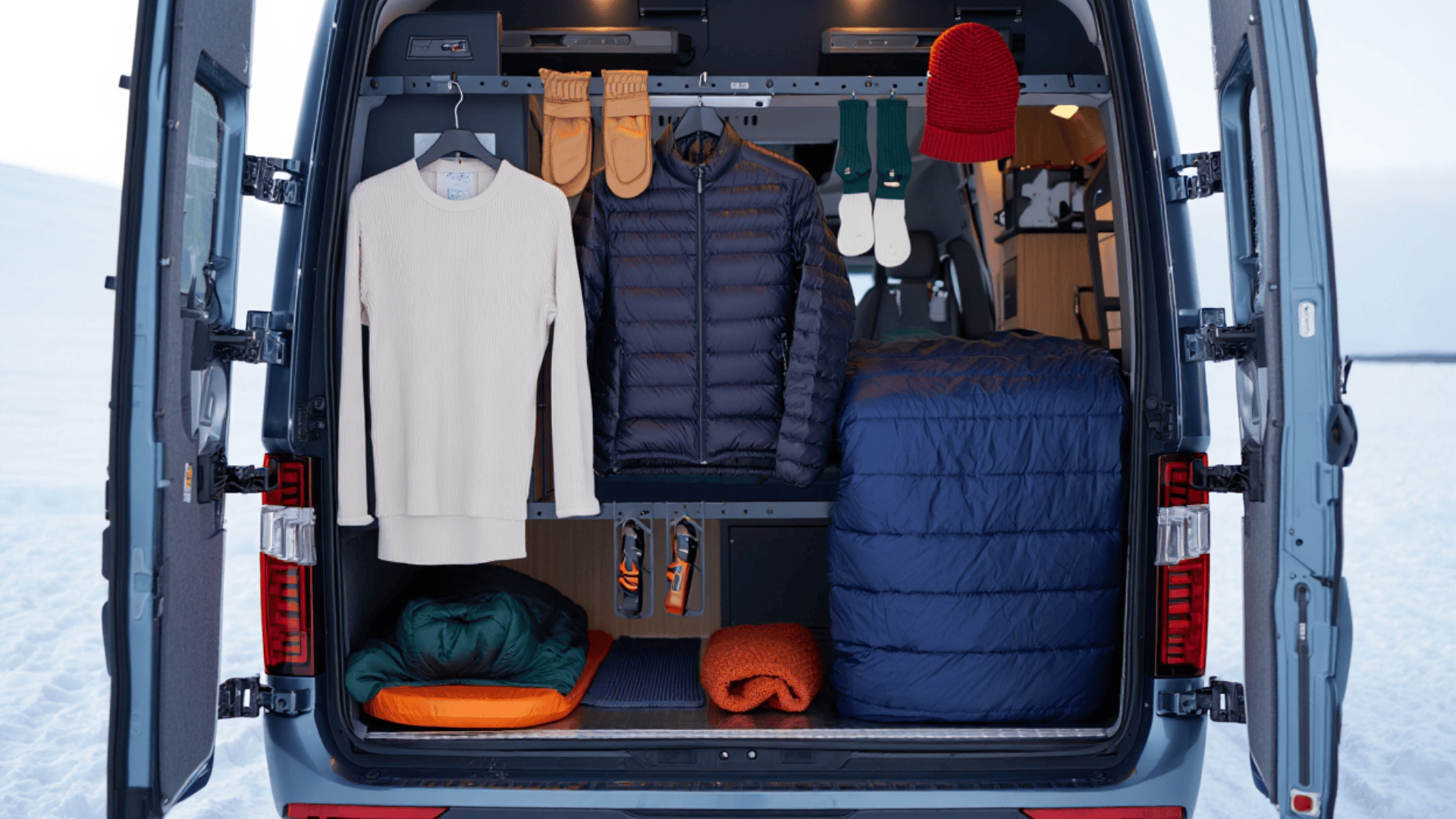 Winter-Specific_Clothing_Strategies